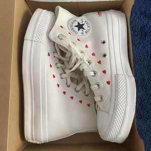 Valentine’s Day Converse Chuck Taylor All-Star Lift Hi 2022 release